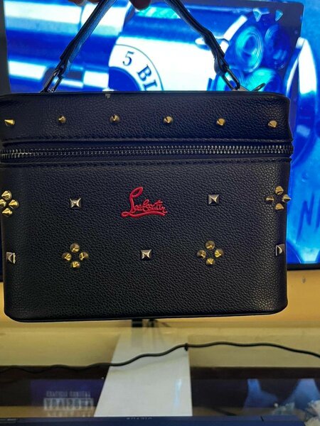 Sac à main noir élégant