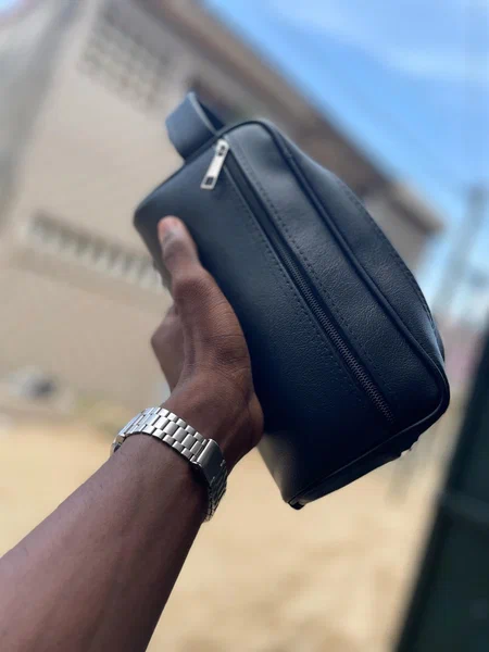 Pochette pour homme