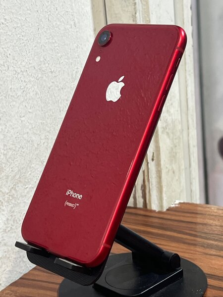 iPhone XR 64gb  ( vendu avec reçu