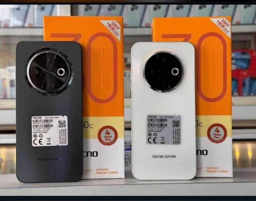 Camon 40 256/16 de ram