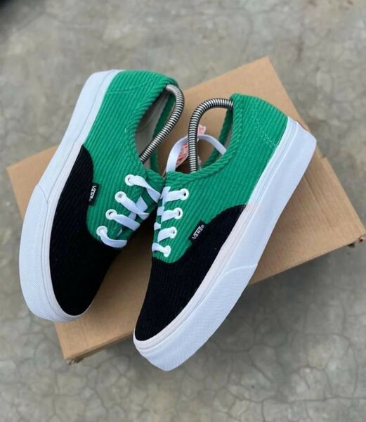 Shoes Vans