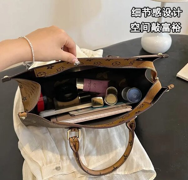 Sac à main en cuir marron pour femme