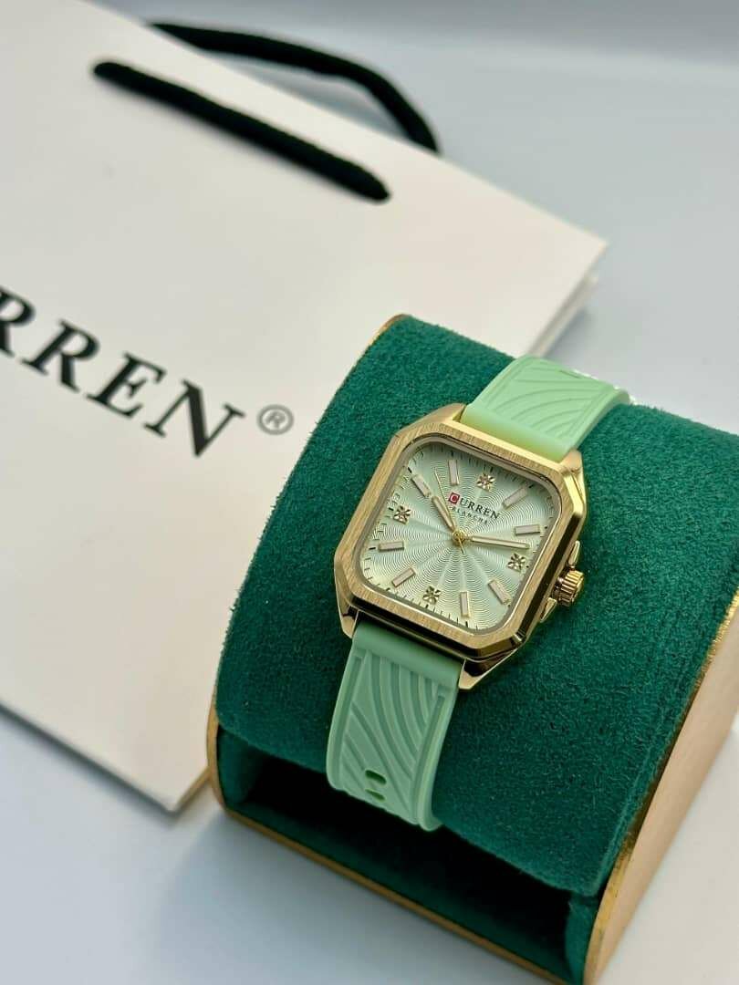 Curren Montre Femme Luxe