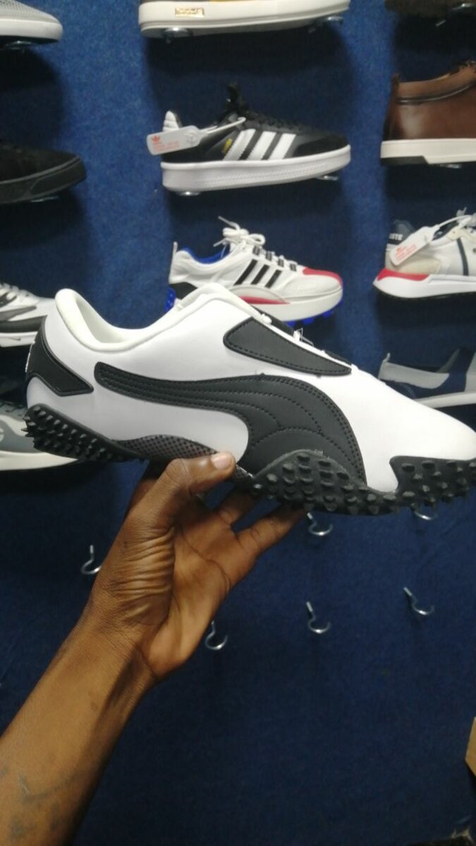 Chaussures de Sport Modernes