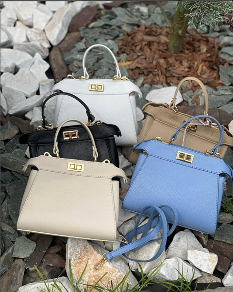 сумки разных цветов