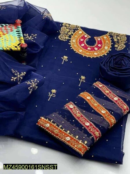 Ladies suit