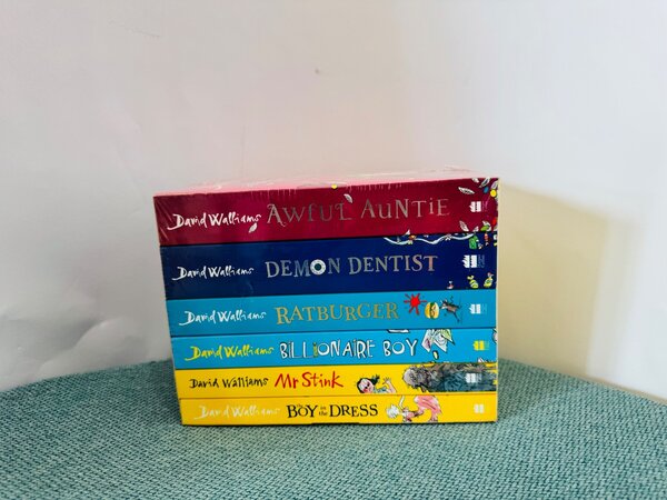 DAVID WALLIAMS COLLECTION