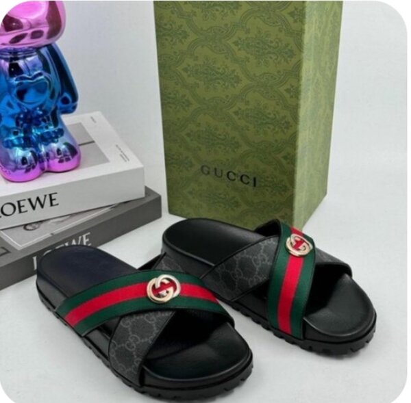 Gucci slippersIm