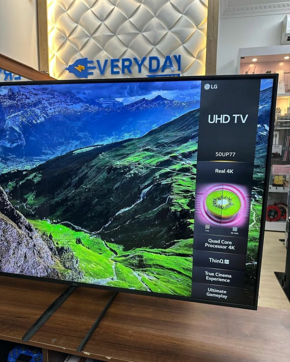 2021 50 LG UHD SMART 4K TV 4K display.