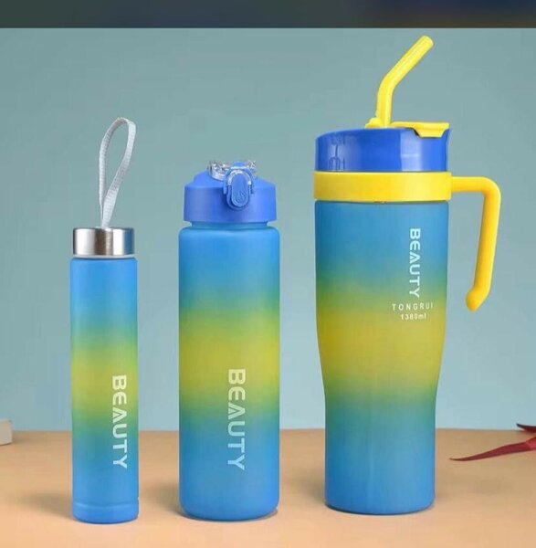 Gourde dégradée avec paille