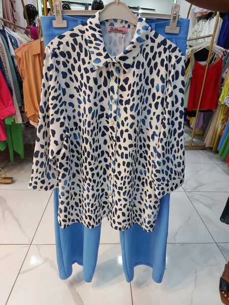 Ensemble chemisier+pantalon