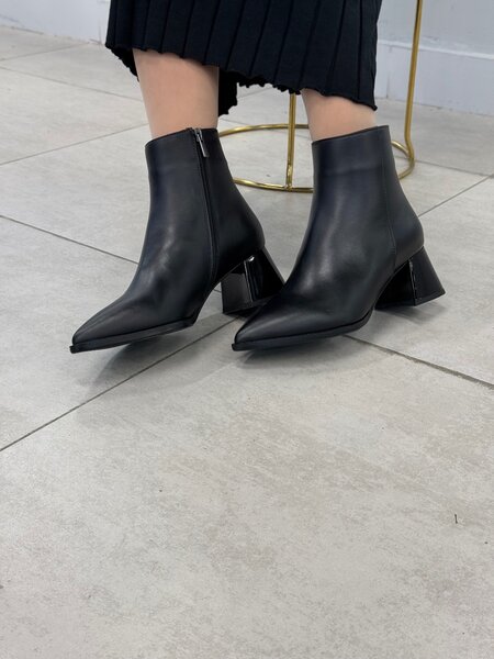 Сапоги Туфли