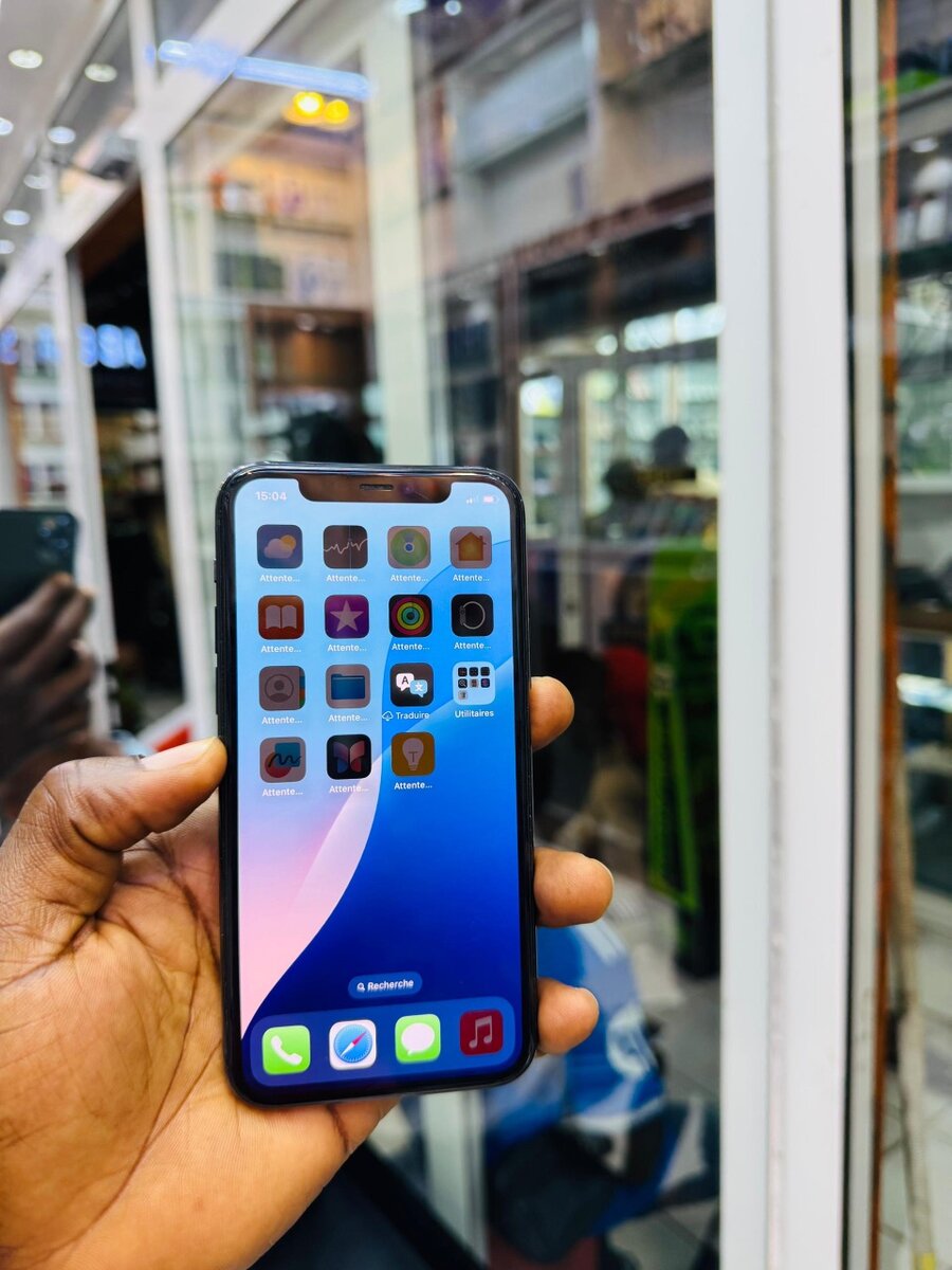 11 pro 64Go très propre