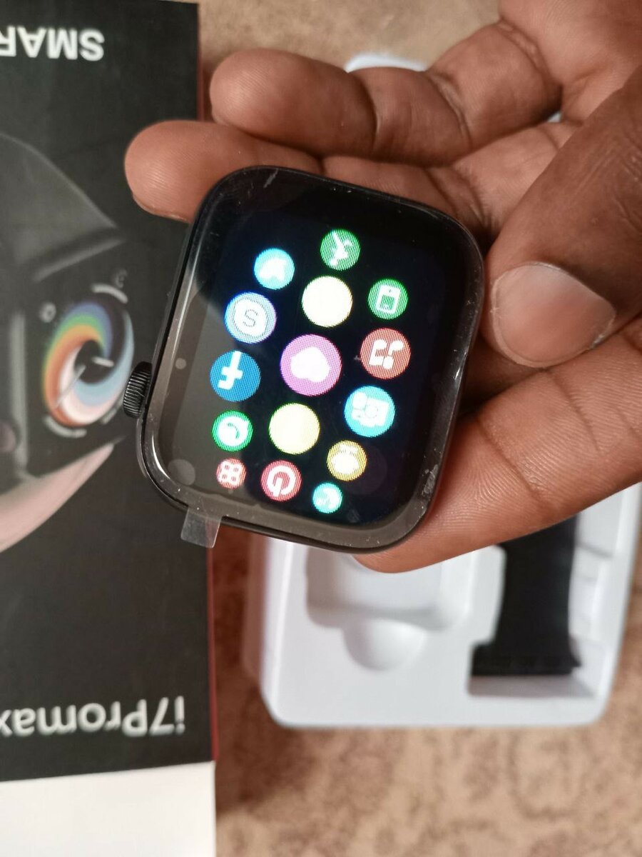 i7 Pro Max Bluetooth Smartwatch iOS/Android