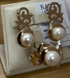 серебро с напылением . Очень красивые комплекты в наличии 