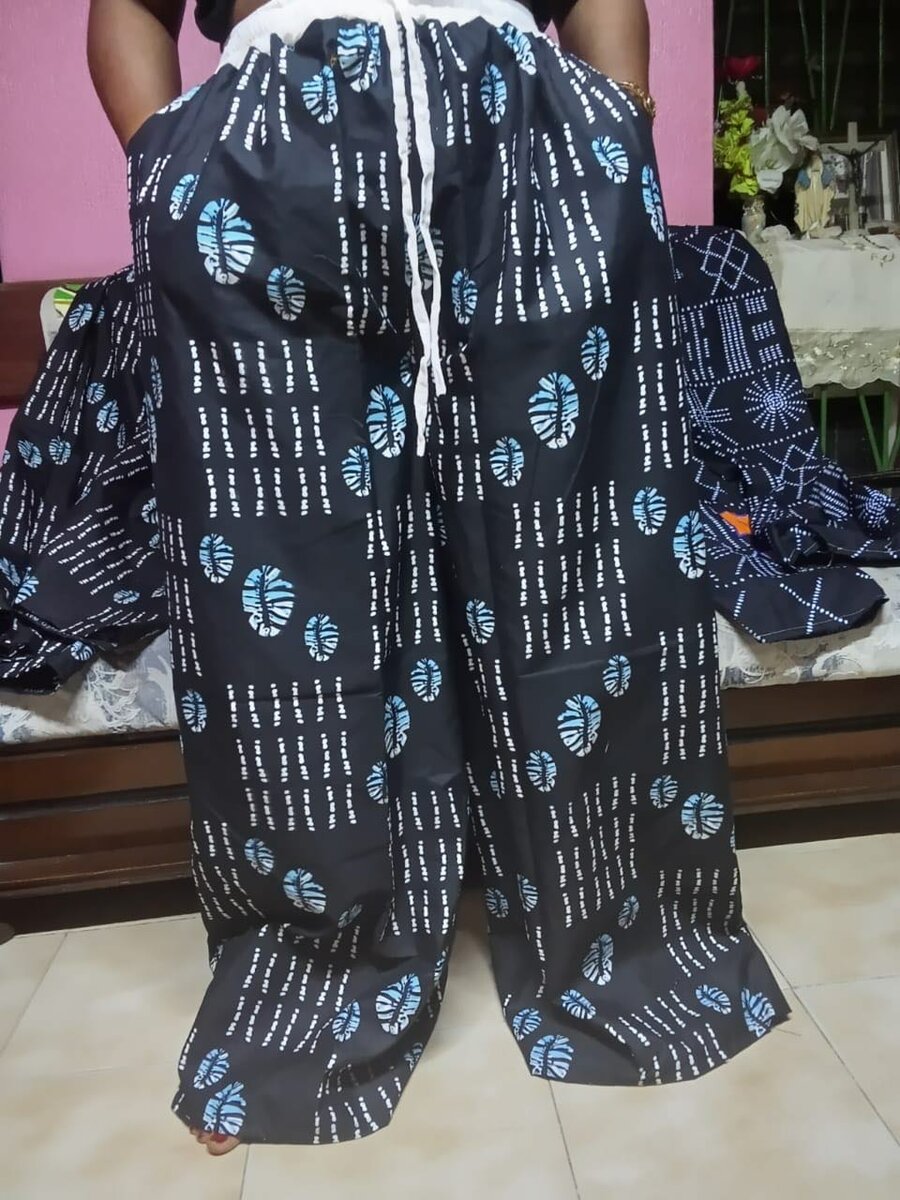 Pantalon ample imprimé ethnique