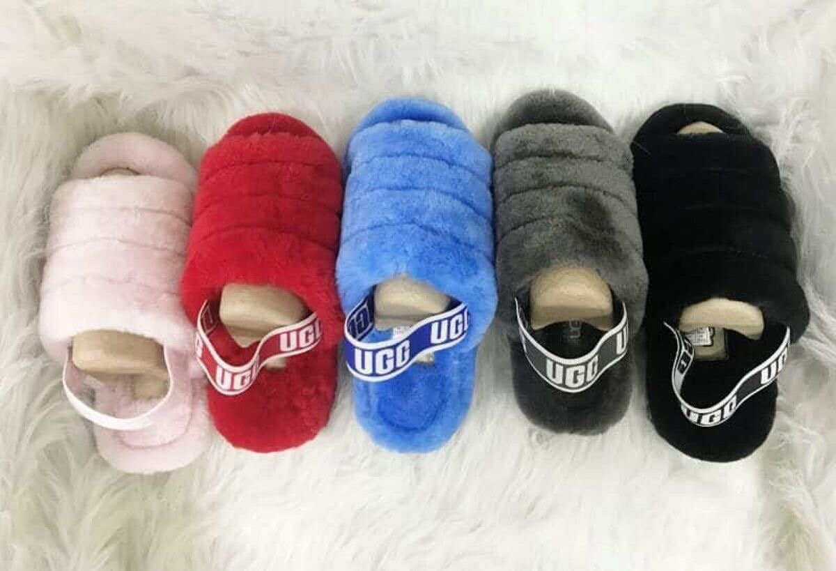 UGG Pantoufles en Fausse Fourrure