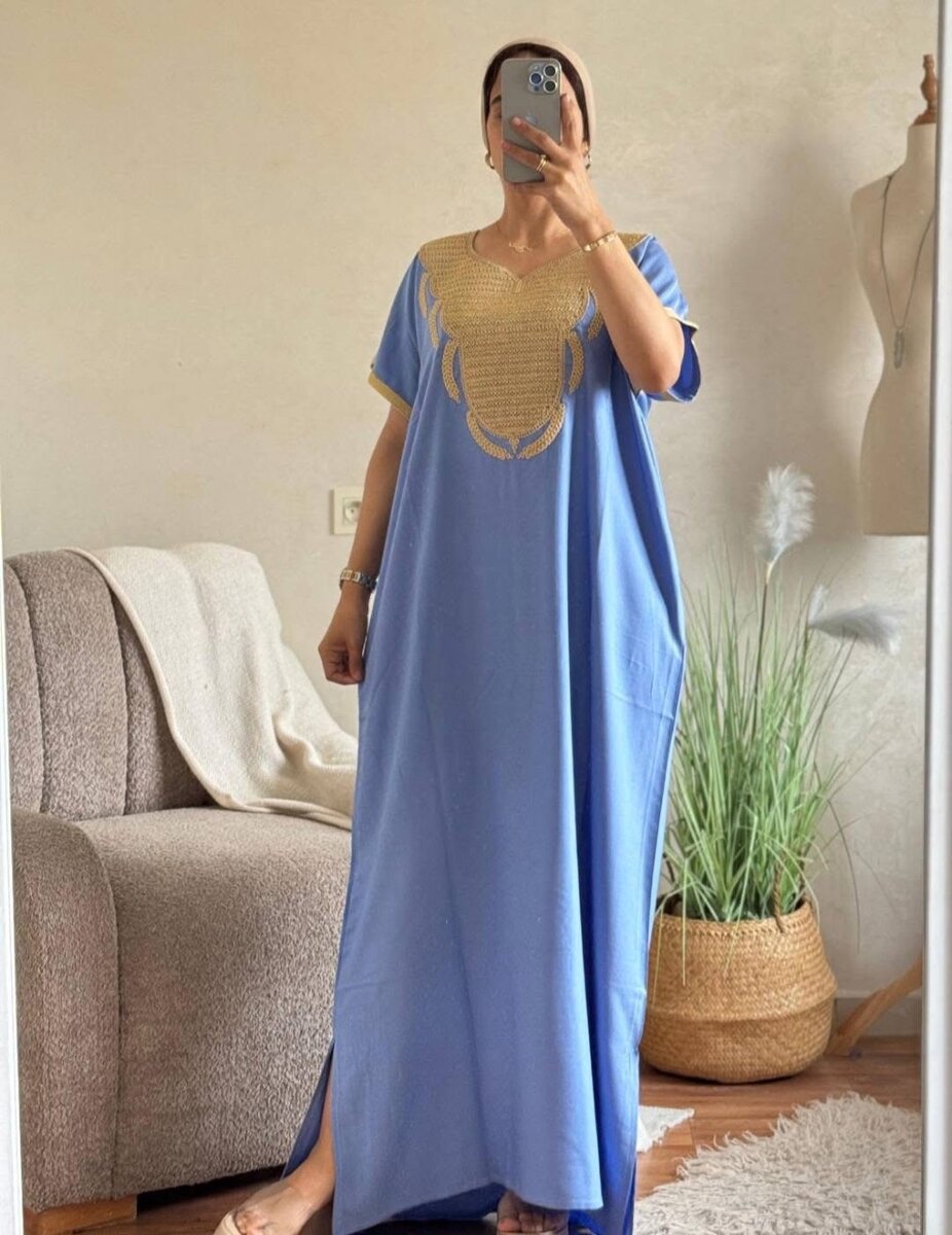Robe Caftan Longue Élégante