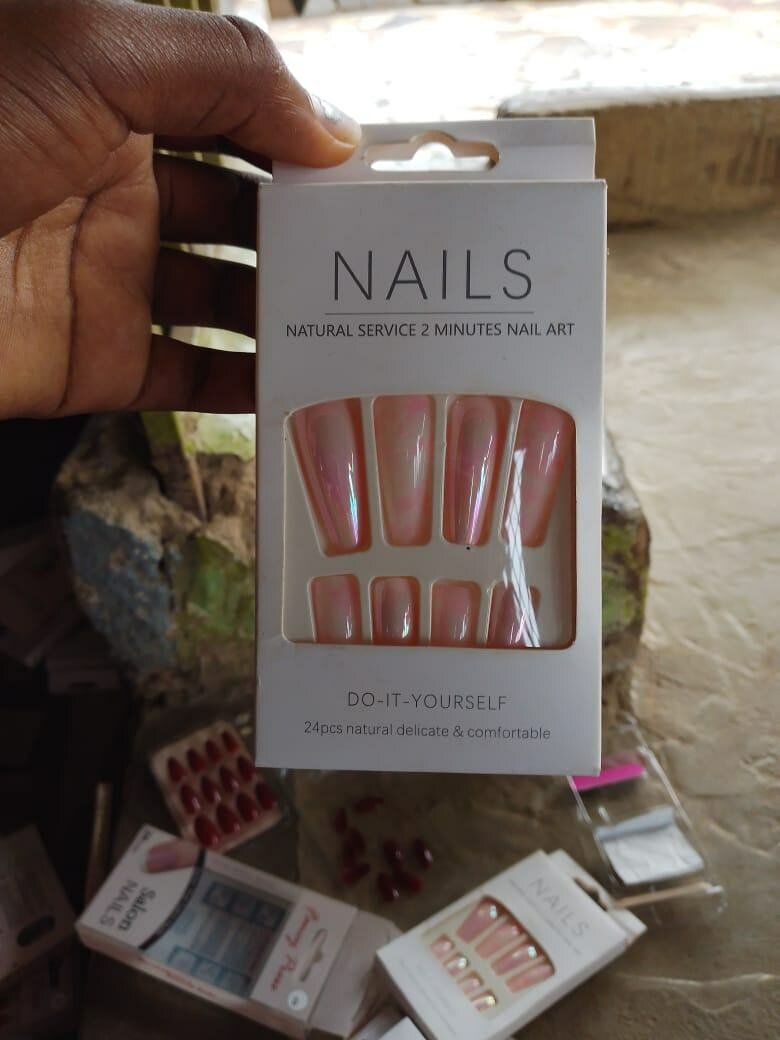 Faux ongles