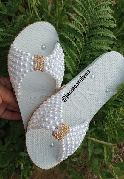 Chaussures perlées élégantes