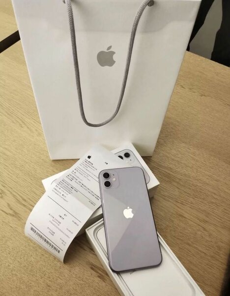 iPhone 11