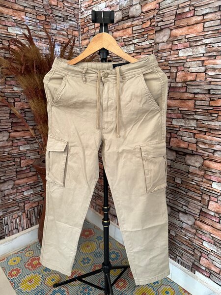 Pantalon cargo beige