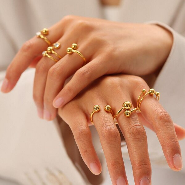 Knuckle rings for ladies ( non fade)