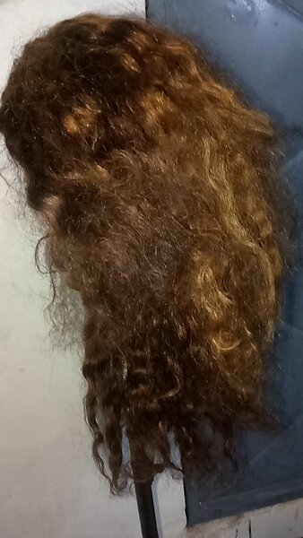 Perruque Bouclée Naturelle