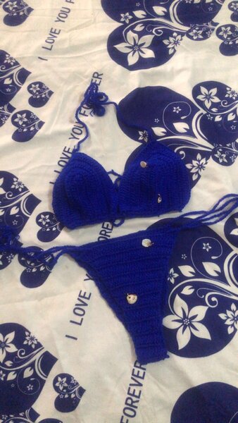 Bikini crochet bleu élégant
