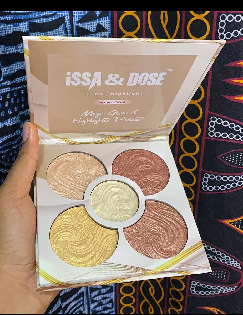 iSSA & DOSE Palette de Teints et Enlumineurs