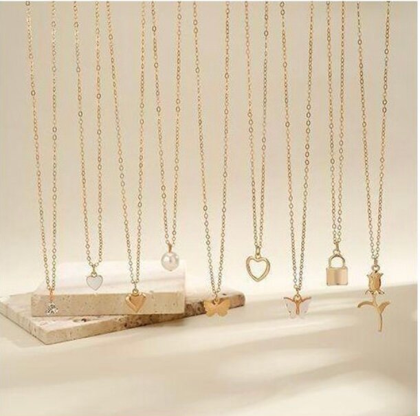 Collier multifonction or élégance