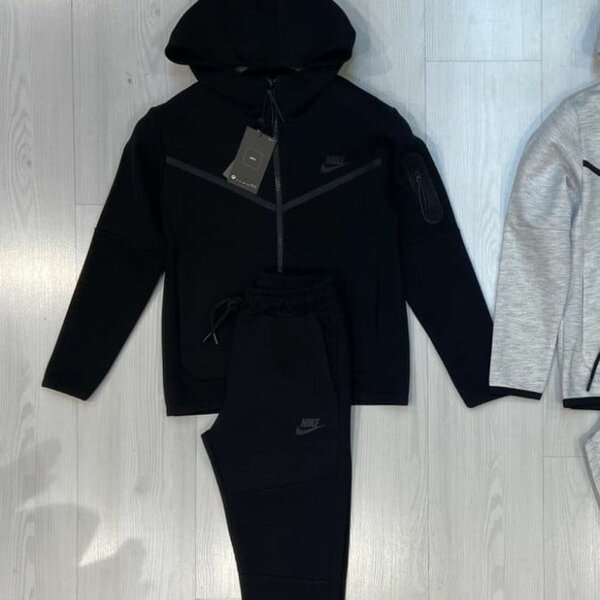 Костюм найк тейч флис
