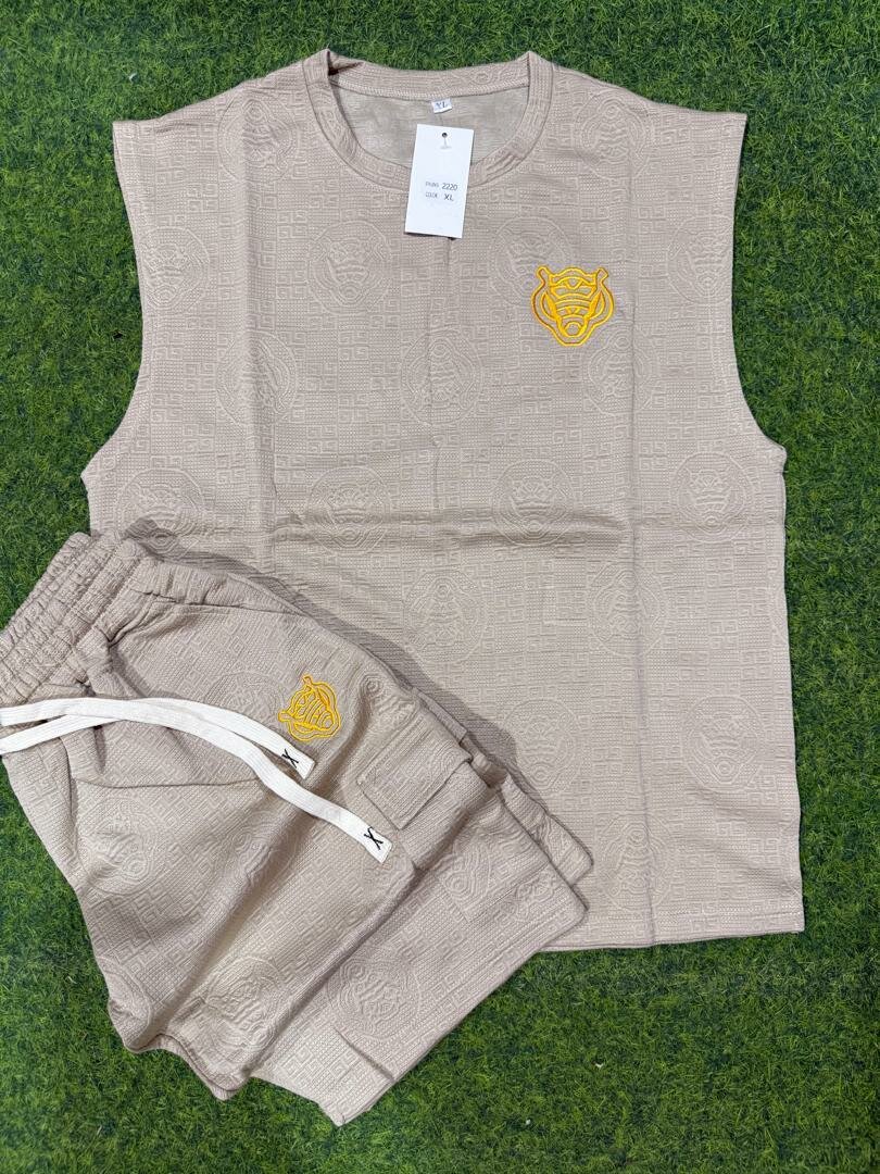 Ensemble de sport décontracté