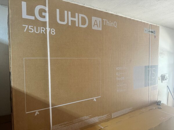 LG, UHD, 75 inch ,4K Smart TV 75UR7800 with AirPlay Wifi