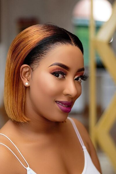 Perruque Bob en Dentelle