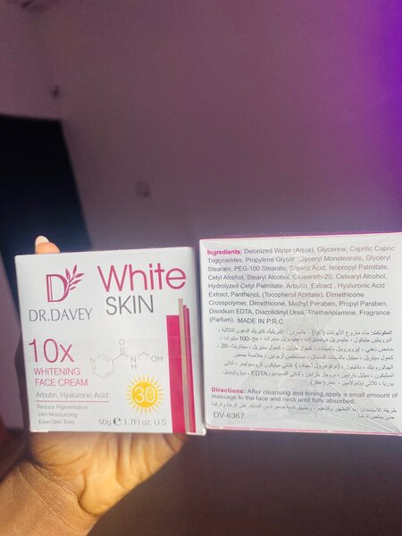 Whitening face cream.Contains alpha arbutin