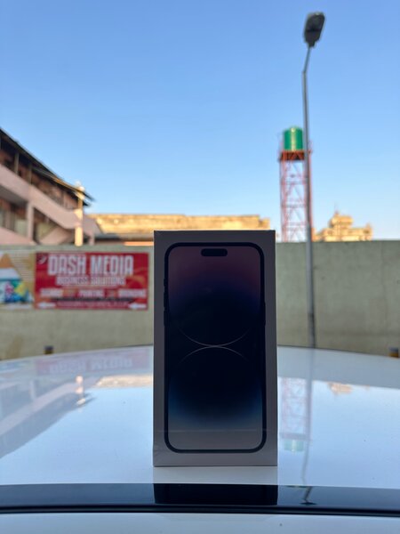 BRAND NEW IPHONE 14PM
