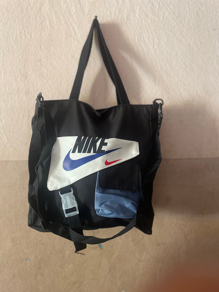 Sac Nike grand format
