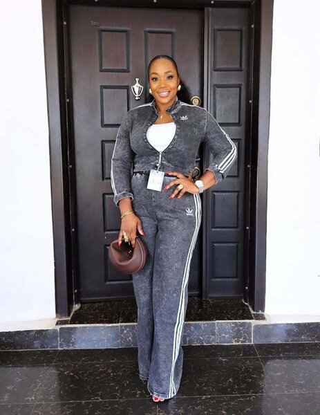 Tenue de survêtement chic femme