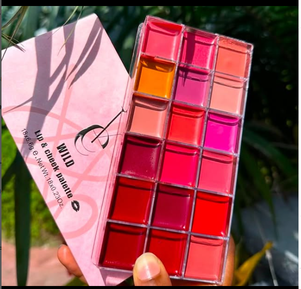 LIP AND CHEEK PALLET