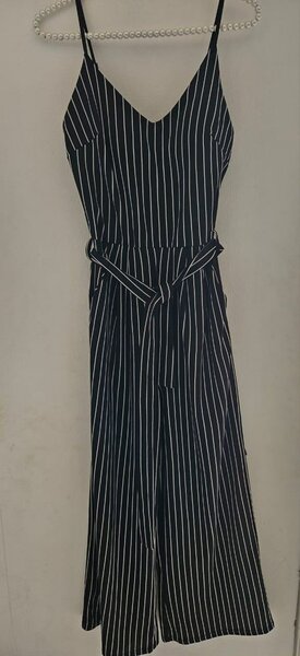 Combinaison rayée élégante