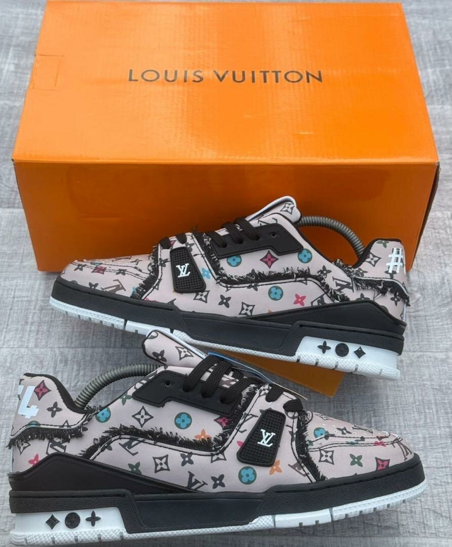 Baskets Louis Vuitton modernes