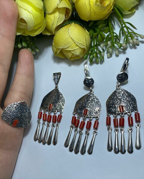 ЭТНО-КОМПЛЕКТЫ с натуральными камнями