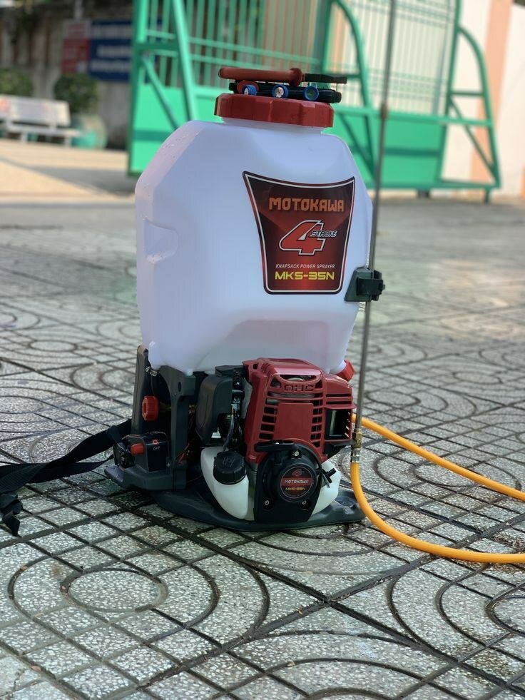 Pulvérisateur à dos puissant