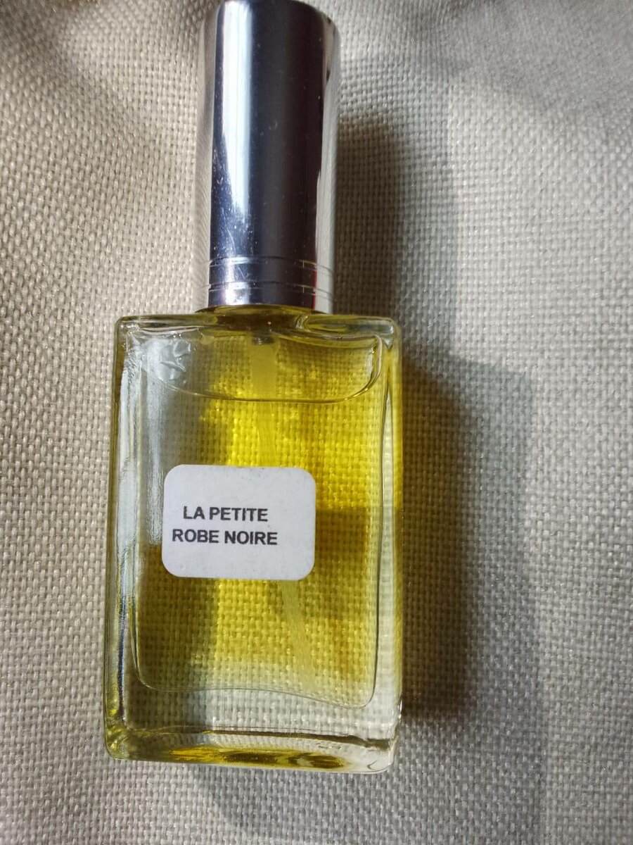 Parfum La Petite Robe Noire