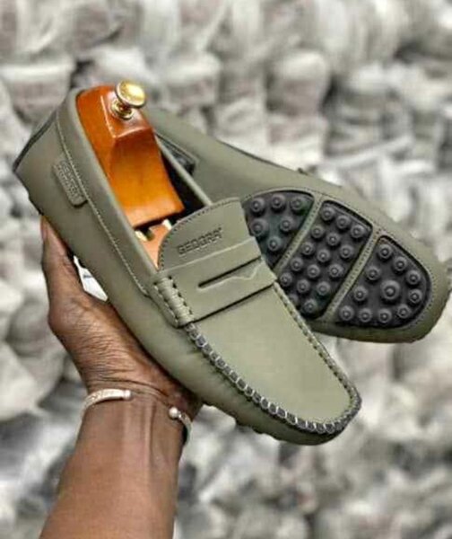 Mocassins en cuir vert