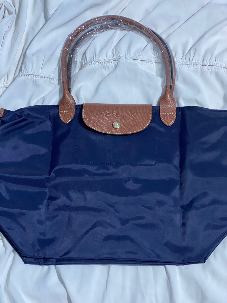Sac à main en nylon élégant