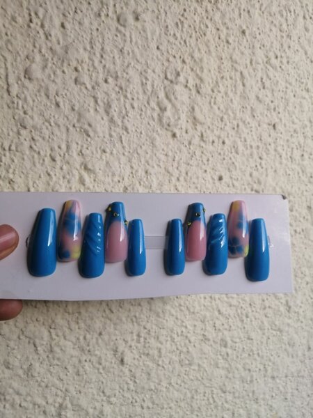 Ongles Artificiels Élégants