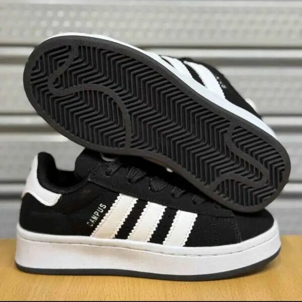 Baskets noires Campus Adidas