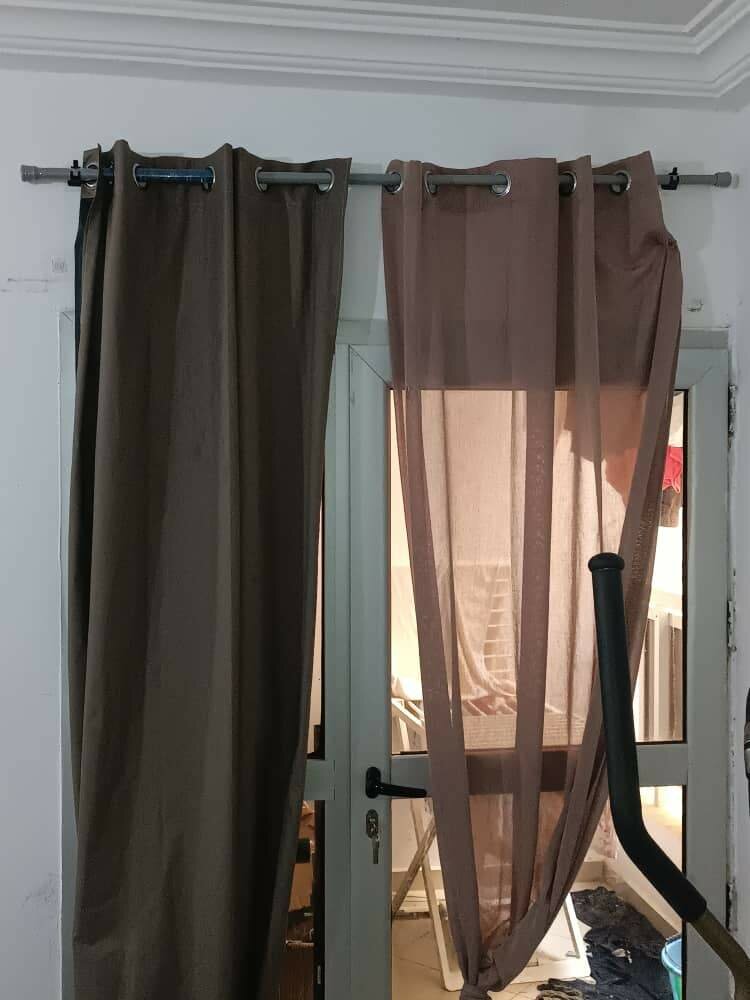 Accroche et Tringle à Rideaux